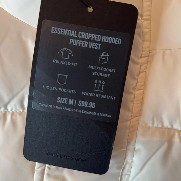 NWT Fabletics Essential Cropped Hooded Puffer Vest (Bone) - Picture 4 of 4